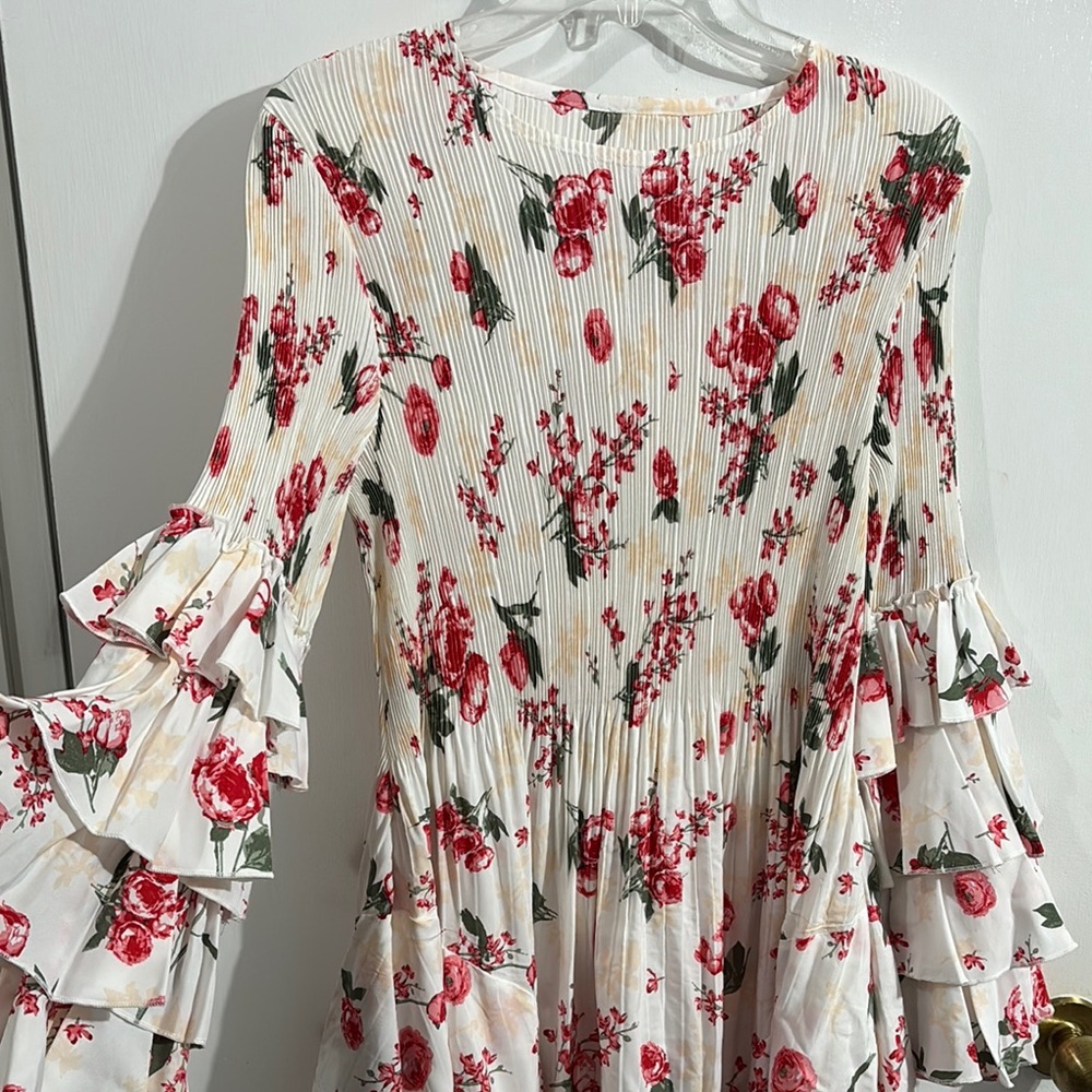 Floral Ruffle Sleeve Dress